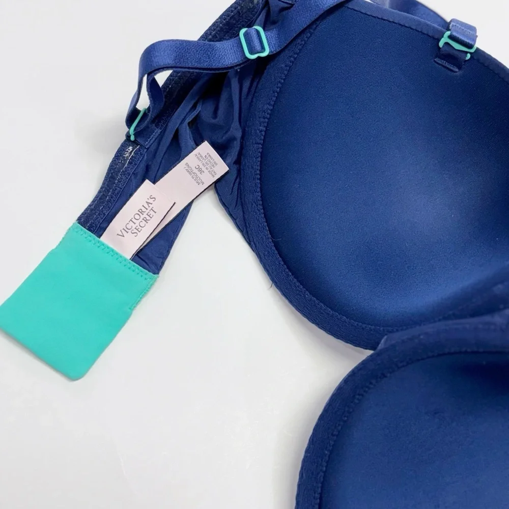 Victoria Secret 36C Multi Way Bra - Picture 2 of 6